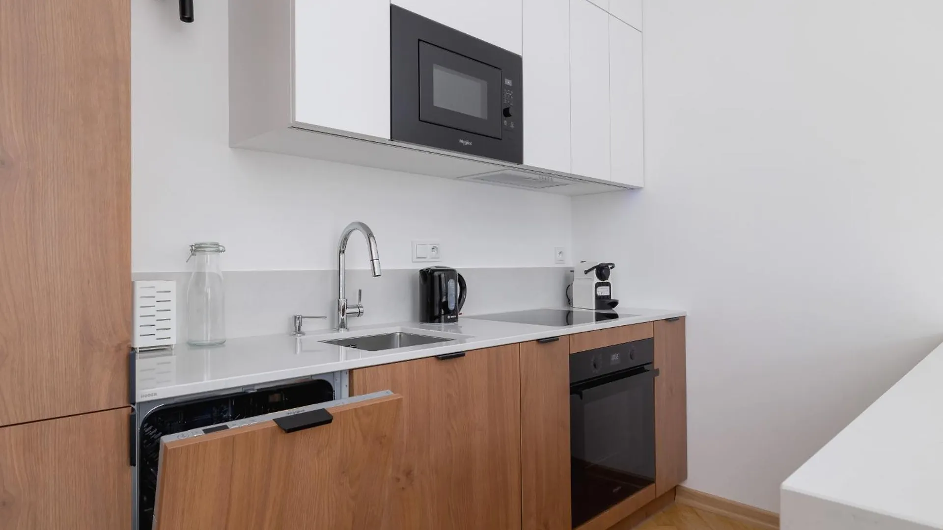 Slowackiego Elegant Apartment Krakow By Noclegi Renters