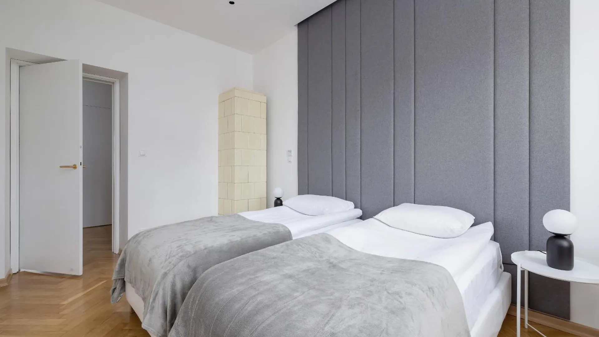 Slowackiego Elegant Apartment Krakow By Noclegi Renters 0*,  Lengyelország