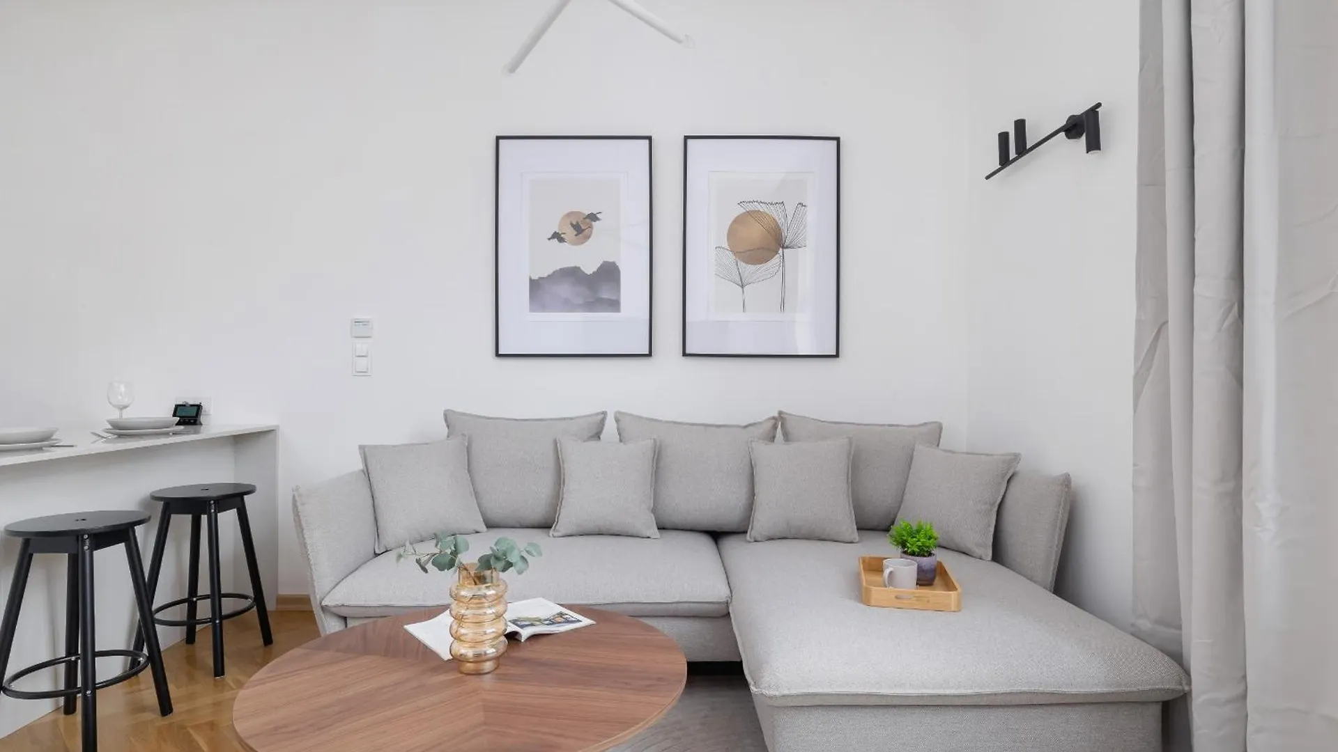 Slowackiego Elegant Apartment Krakow By Noclegi Renters Poland