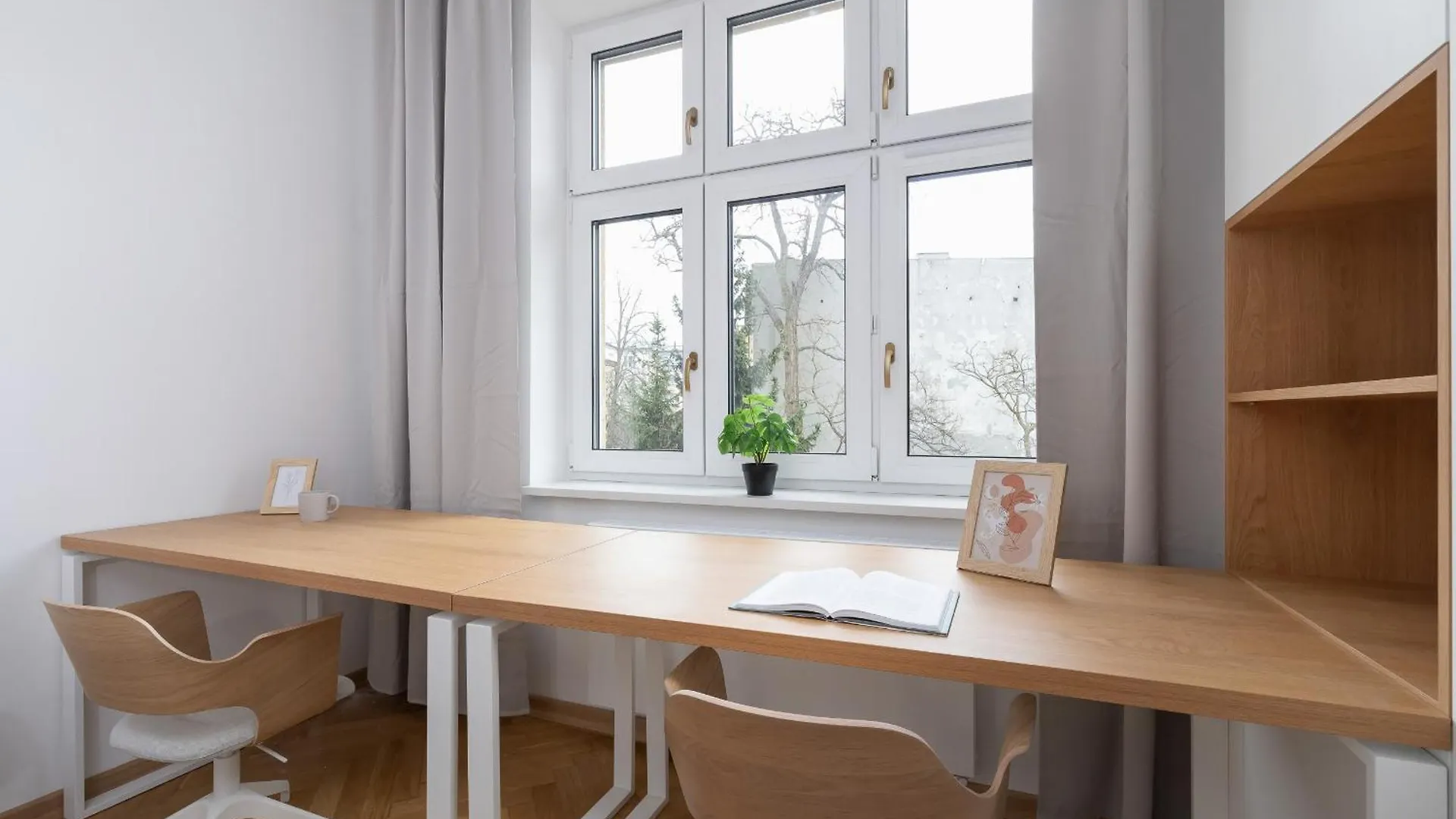 Slowackiego Elegant Apartment Krakow By Noclegi Renters 0*,